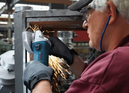 Une nouvelle gamme de meuleuses angulaires chez BOSCH