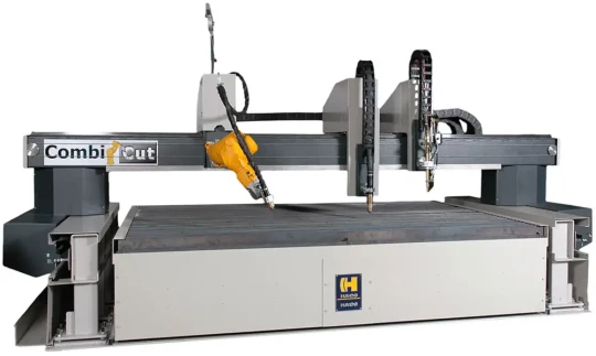 Presse plieuse, cisaille, combiné plasma oxycoupage, poinçonneuse CN et cisaille poinçonneuse chez HACO à Industrie 2013