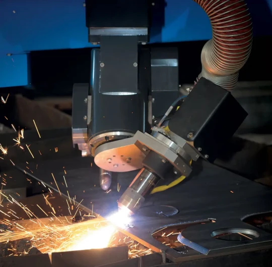 Des chanfreins en V, Y, X et K avec le bloc de chanfreinage plasma Nertajet Bevel HP d\'AIR LIQUIDE WELDING