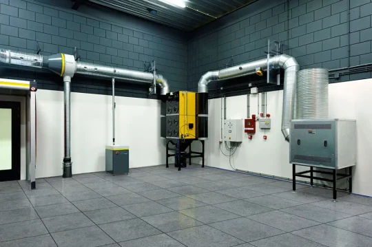 Filtration des fumées de soudure et de découpe laser chez PLYMOVENT à Schweissen & Schneiden
