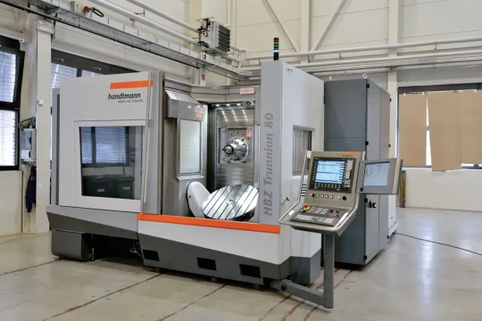 HANDTMANN Trunnion centre UGV aluminium et titane sur l'EMO