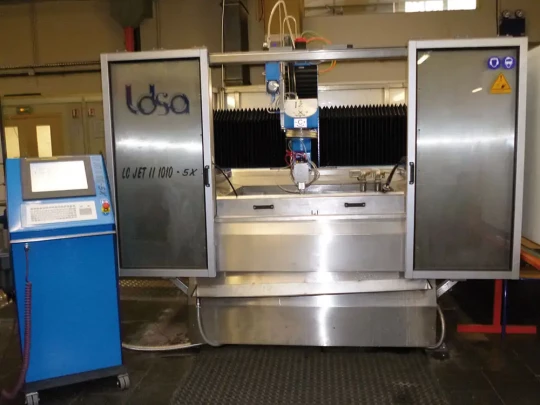 Machine découpe jet d'eau, système vision - LDSA
