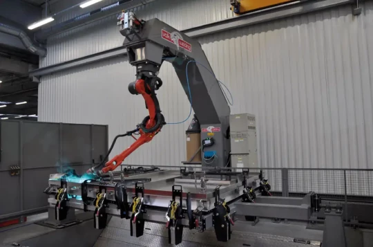 Robot de soudage Panasonic, première expérience réussie