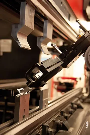 robot pliage tole
