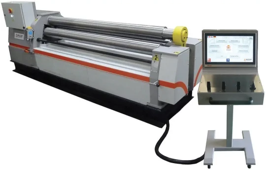 Une rouleuse hydraulique 3 rouleaux chez AMB PICOT