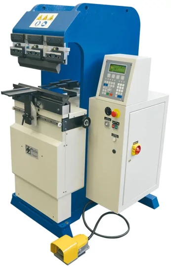 Presse plieuse compacte manuelle ou cnc Teda