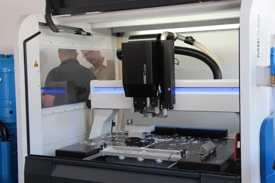 Des logiciels de fraisage ugv en démonstration chez DATRON