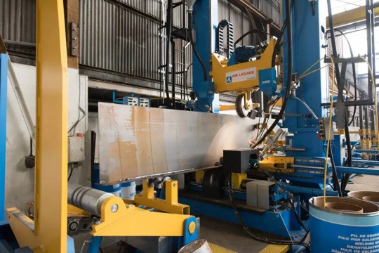 Soudage bi-fil simultané de poutres reconstituées soudées (PRS)