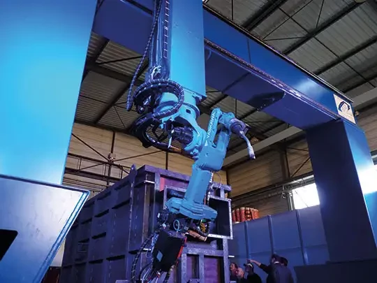 Défintion des soudages, simulation des trajectoires du robot et programmation