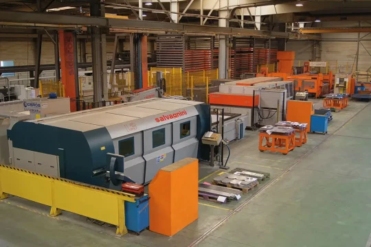 Le laser fibre remplace avantageusement le laser CO2 chez Robin