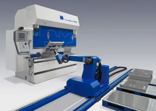 Spécial EUROBLECH 2002 : TRUMABEND V50 ? V320 de TRUMPF, une gamme complète de presses plieuses hydrauliques à CNC