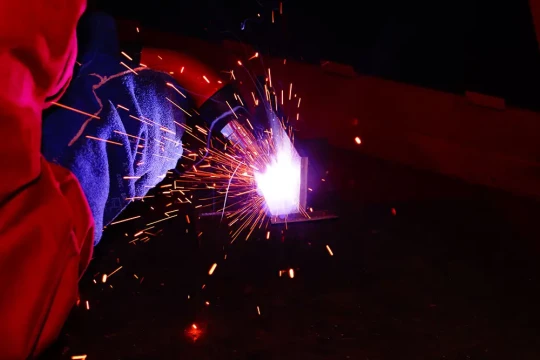 Torche aspirante pour le soudage MIG-MAG - CASTOLIN