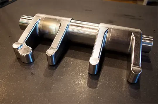 palonnier ejection forge