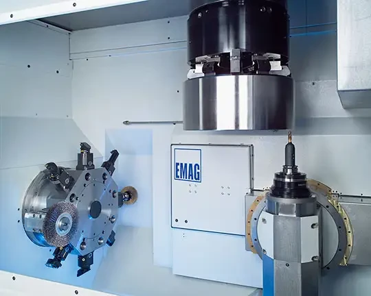Tournage vertical de pièces jusqu'à 800 mm avec option tourelles-revolvers