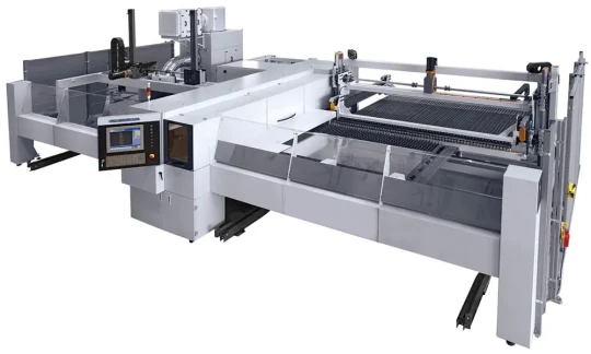 Une machine de découpe laser fibre avec source de 4 kW - HACO