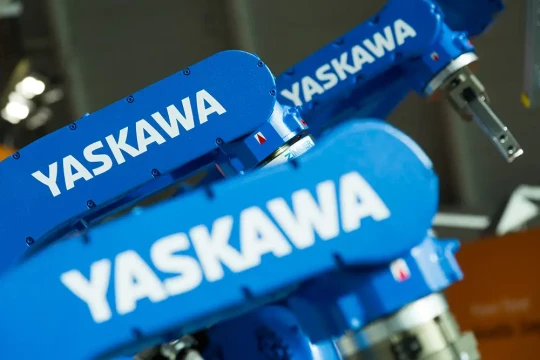 Usine européenne de robots pour YASKAWA