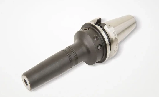 Mandrins hydrauliques fins pour finition et semi-finition dans espaces confinés
