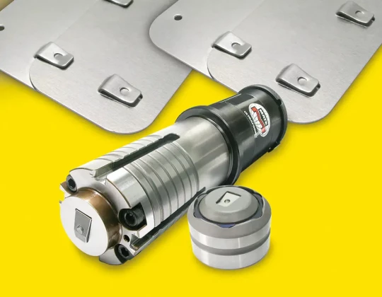 Outils de presses plieuse et pour poinçonneuse, ainsi qu'une affûteuse