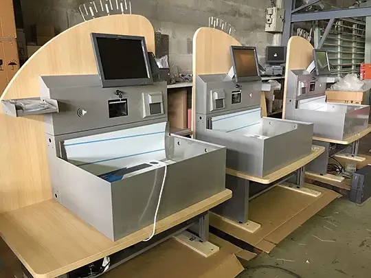 Reportage chez Perrichon, équipé d'un laser fibre SALVAGNINI avec marquage