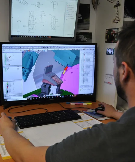 Optimisation des parcours d'usinage sur pièces aéronautiques et moules