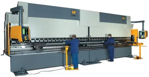 Spécial INDUSTRIE 2004 : HACO présentera une vaste gamme de machines pour la tôlerie