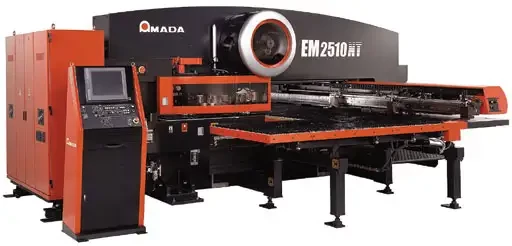 Spécial INDUSTRIE 2004 : AMADA présentera, pour la première fois en France, la poinçonneuse électrique EM2510NT