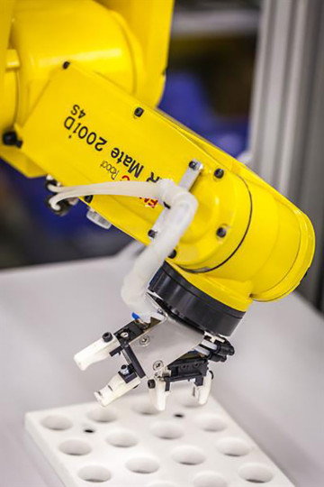 robot fanuc lrmate