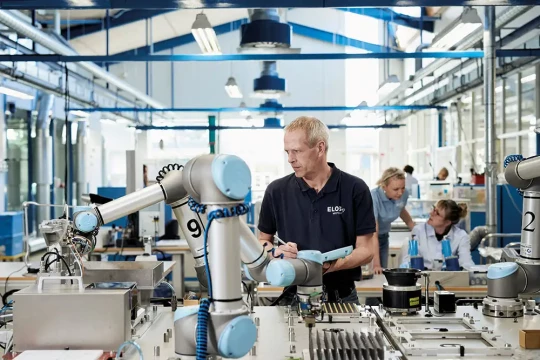 Mettre des cobots immédiatement au travail sans investissement initial