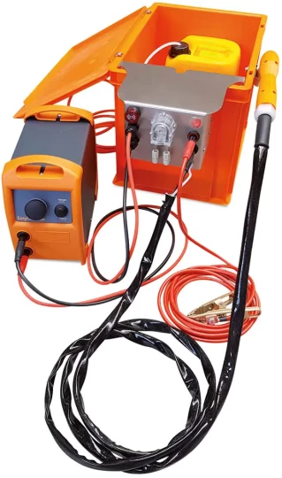 Système d’alimentation automatique d’électrolyte pour décapage des soudures inox