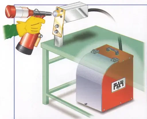 AS1 de FAR, un alimentateur semi-automatique de rivets