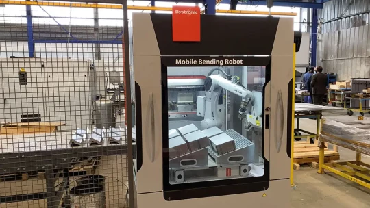 robot pliage tole bystronic