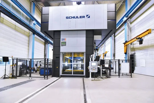 presse hydraulique formage chaud aluminium schuler