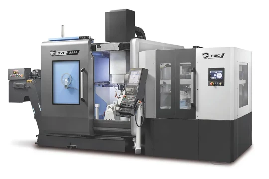Centre d'usinage 5 axes avec système de palettisation DN SOLUTION