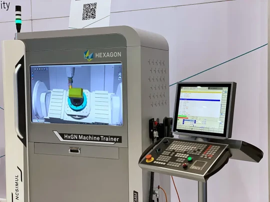 formation sans risque en mode accéléré en usinage grâce à la machine virtuelle