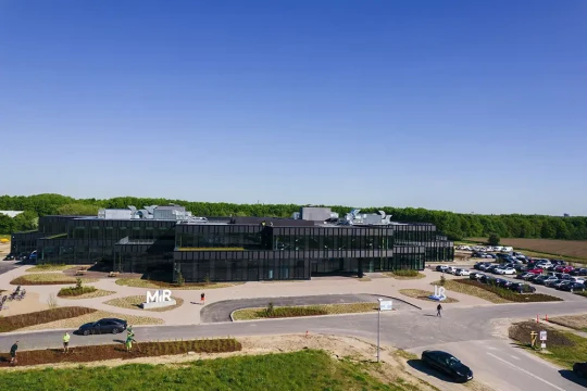 Nouveau siège pour Universal Robots (UR) et Mobile Industrial Robots (MiR)