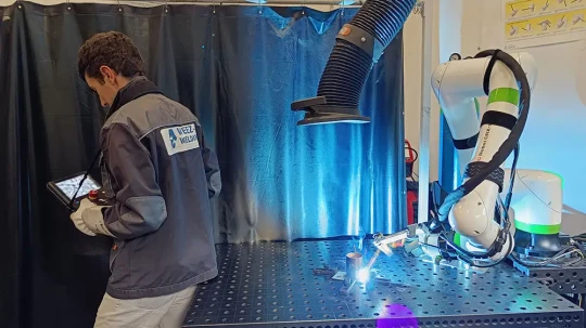 Cobot pour la découpe plasma et le soudage