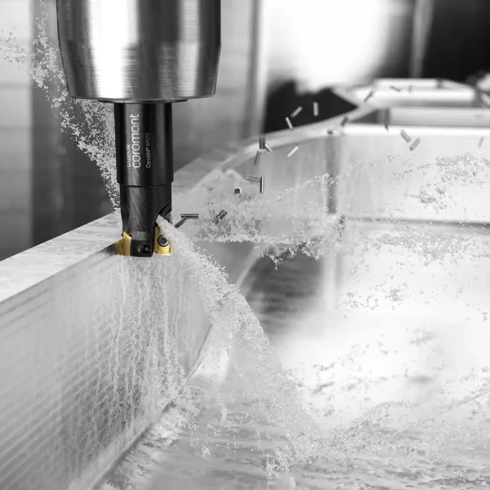 Outil de fraisage pour aciers inoxydables et aux superalliages réfractaires