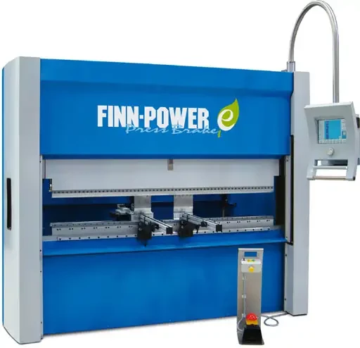 Six méthodes pour plier la tôle avec les machines FINN-POWER