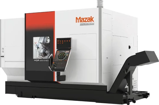 machine à 3 tourelles / 2 broches permet l’usinage simultané de deux pièces