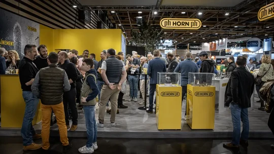 stand horn salon simodec