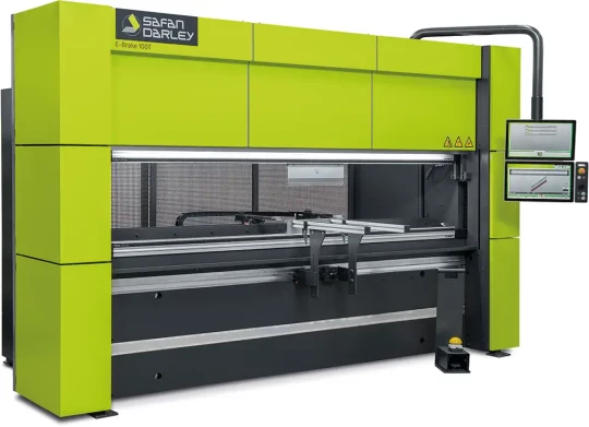 cellule de pliage flexible automatique compacte pour tôles