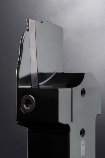 Système de tronçonnage spécialement développé pour les grandes profondeurs de coupe