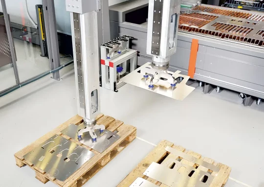 Découpe laser avec tri des pièces entièrement automatisé
