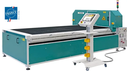 Machine de découpe laser fibre pour ateliers de calorifugeage et de ventilation