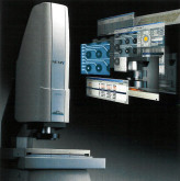 Spécial MICRONORA 2004 : mesure sans contact et microscopes au menu chez NIKON