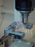 Spécial EMO 2003 : BLUM LaserControl NT, le système Laser de 3ème génération pour la mesure d'outil et la détection de bris