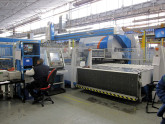 Lean manufacturing en tôlerie avec un atelier flexible Prima Power