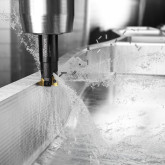 Outil de fraisage pour aciers inoxydables et aux superalliages réfractaires