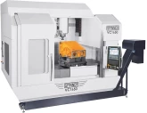 Centre avec une grande zone de travail pour l'usinage à 5 axes
